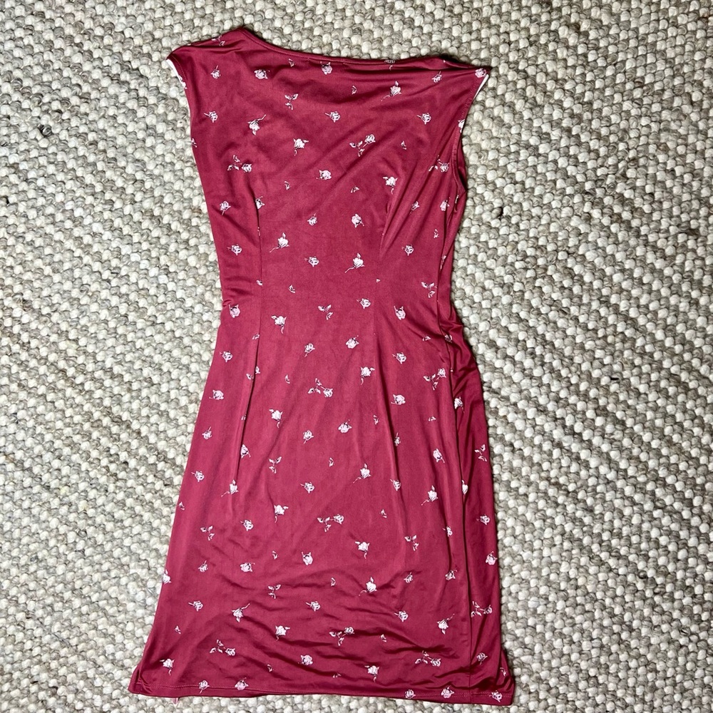 Verse Rouched Dress - Picture 2 of 6